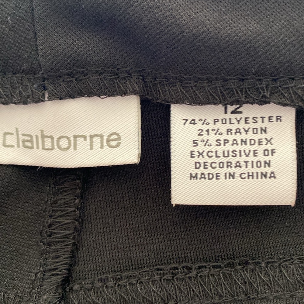 Liz Claiborne Black Jean NWT SZ 12 - Picture 3 of 4